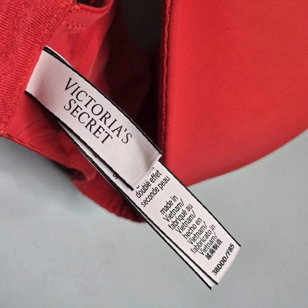 Victoria's Secret Wear Everywhere T Shirt Lightly Lined Bra Women's 38DDD RED